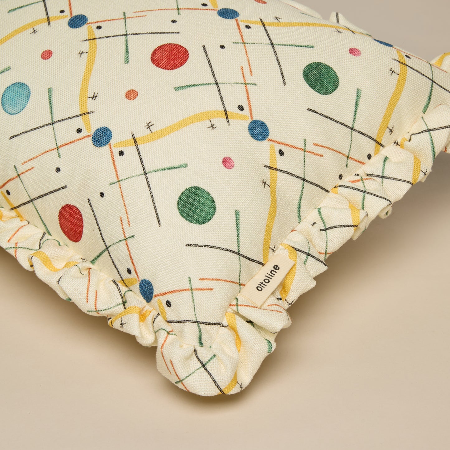 Frilled Cushion Medium: Improvisation number 1 - Yellow