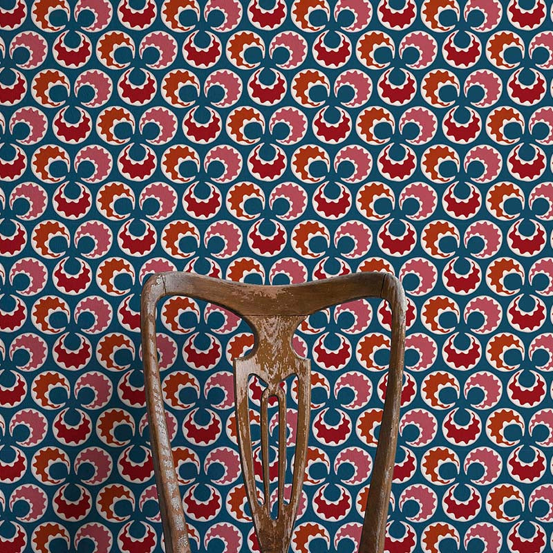 Chintamani Fun Wallpaper  - Blue and Red
