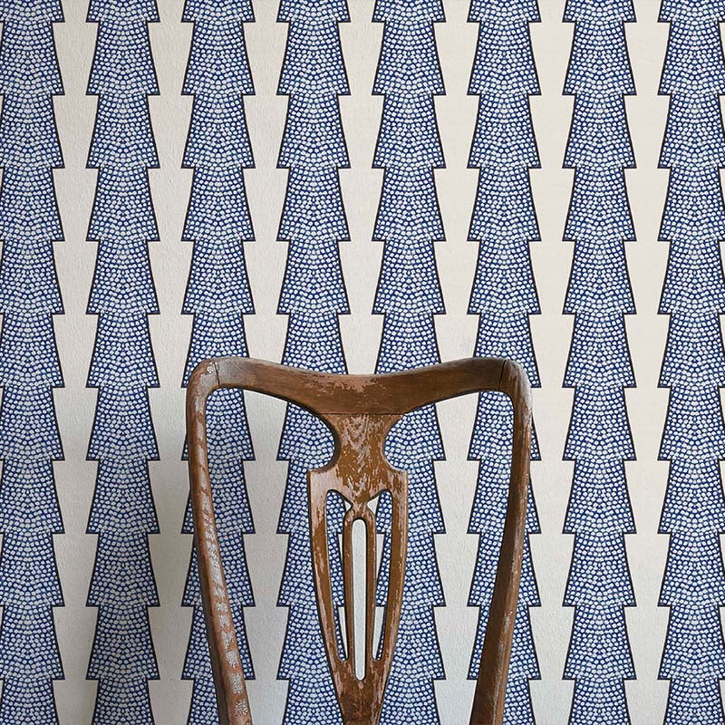 Spot and Arrow Wallpaper - Blue